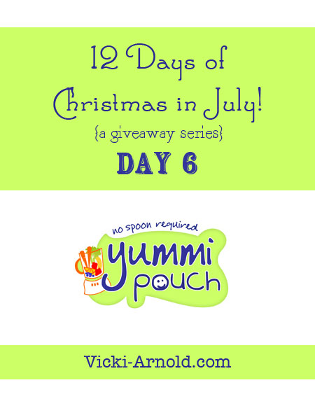 Day 6 of the 12 Days of Christmas in July giveaway series :: Yummi Pouch review and giveaway