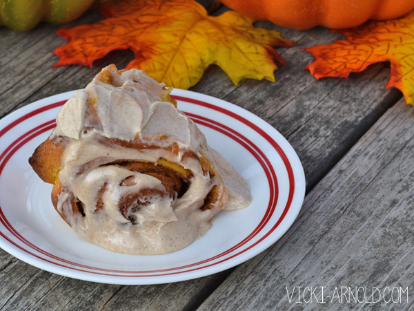 Pumpkin Pie Cinnamon Rolls recipe | Vicki-Arnold.com